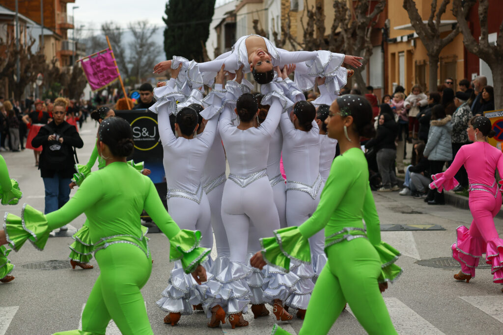Figura grupal de la coreografía ABBA de FAMA